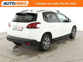 Peugeot 2008 1.2 PureTech Style
