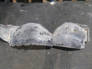 CARENADO DELANTERO IZQUIERDO MERCEDES CLASE CLS (