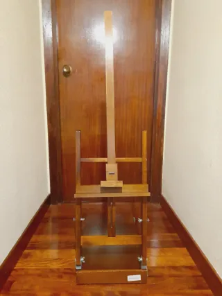 Caballete maletín pintura madera.