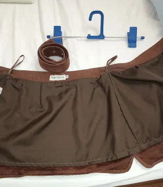 Minifalda piel + cinturón. T 36 MANGO chica Mujer