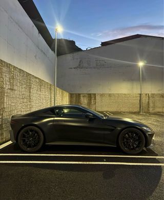 Aston Martin Vantage 2022