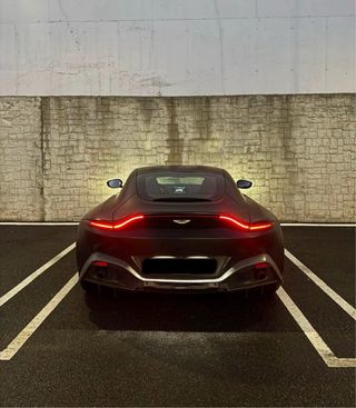 Aston Martin Vantage 2022