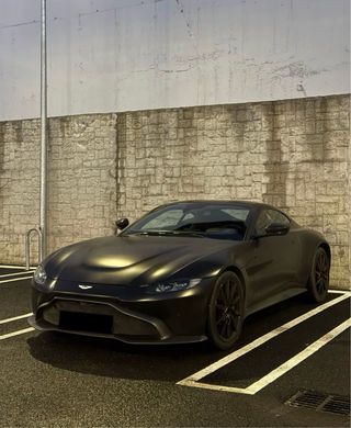 Aston Martin Vantage 2022
