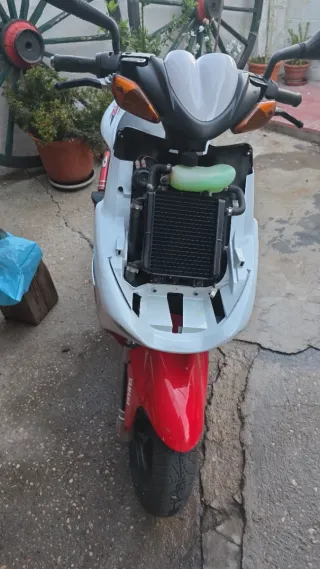 Yamaha Aerox R Scooter