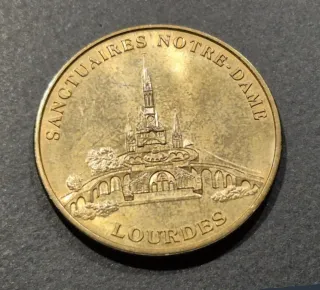 Moneda antigua Virgen Lourdes Notre Dame Santuario