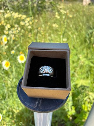 Anillo Oro 9K Vintage Diseño Diamantado 4.86g