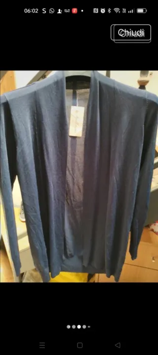 Cardigan il filo di Scozia blu