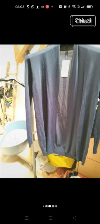 Cardigan il filo di Scozia blu