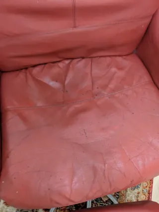 Sillón y reposapiés Ikea Piel Rojo