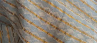 Vestido Lola Casademunt azul y dorado