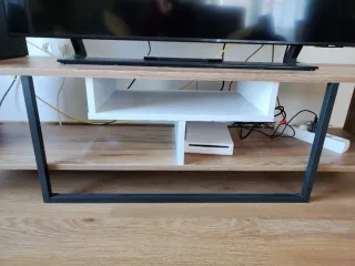 Mueble TV estilo industrial madera y metal