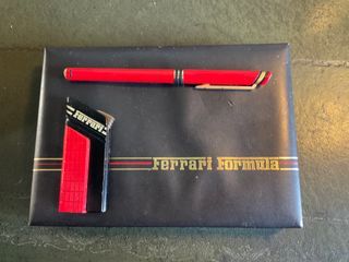 Set Ferrari Pluma y Encendedor Rojo