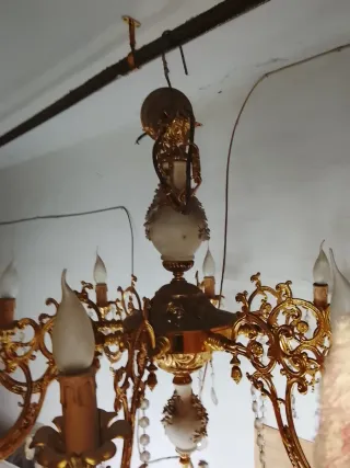 Lampadario in ottone con cristalli