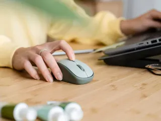 Trust Yvi+ Ratón Inalámbrico Silencioso