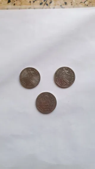 3 Monedas Francesas 2 Francos
