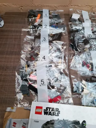 LEGO Star Wars 75389 Halcón Oscuro