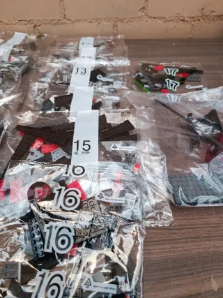 LEGO Star Wars 75389 Halcón Oscuro