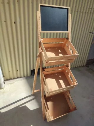 Mueble expositor madera para eventos