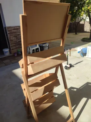 Mueble expositor madera para eventos