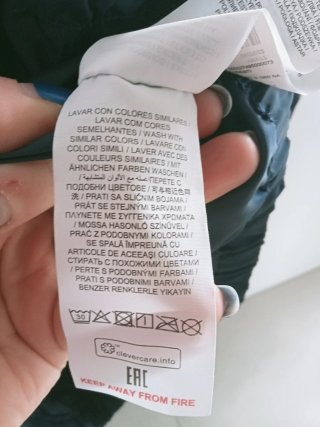 Giacca leggera con cappuccio