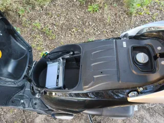 Honda SH 300i Negra - Moto Scooter