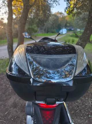 Honda SH 300i Negra - Moto Scooter