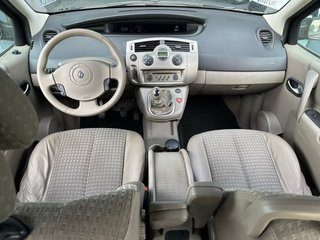 Renault Megane Scenic II 2006