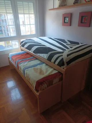 Cama nido madera con colchones sin uso