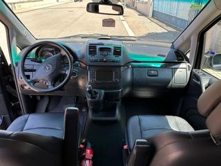 •	Motor 3.0 CDI V6 Turbo Diesel  	•	Caja automátic