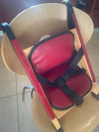 Silla elevadora para comer niño