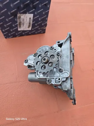 Bomba de Aceite Pierburg 7.24808.25.0