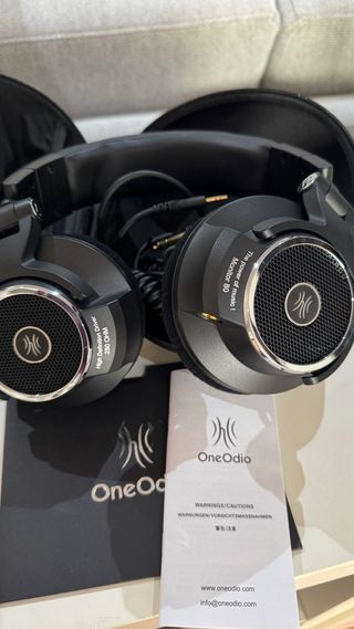 Auriculares OneOdio Monitor 80