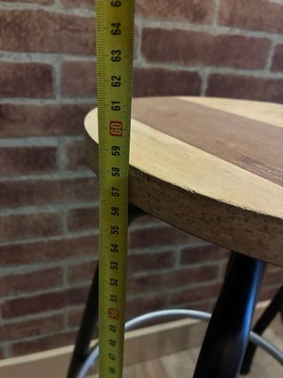 Taburete Industrial Negro y Madera