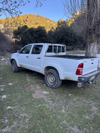Cajonera cerrada Toyota Hilux 2016 con  baca