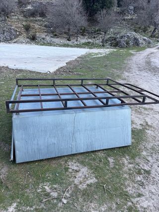 Cajonera cerrada Toyota Hilux 2016 con  baca