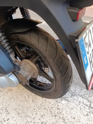 Honda SH 125i Scooter Automática
