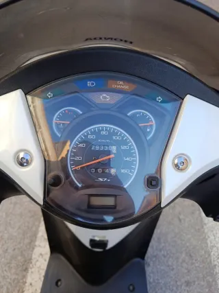 Honda SH 125i Scooter Automática