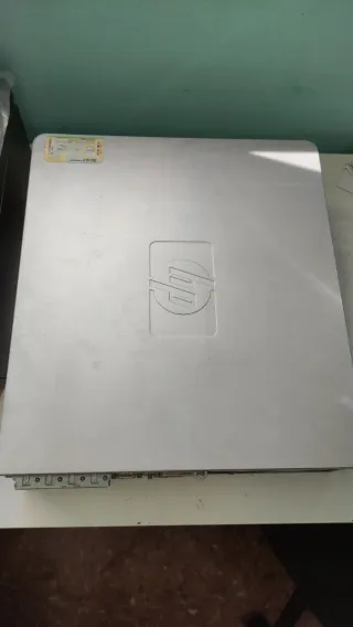 Torre HP Compaq Intel Celeron para PC