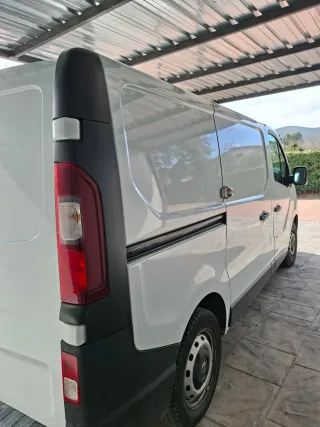 Nissan NV300 2019