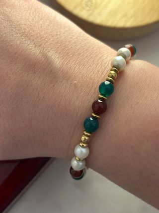 Pulsera perlas y oro