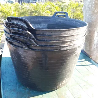 Capazos de plástico resistentes