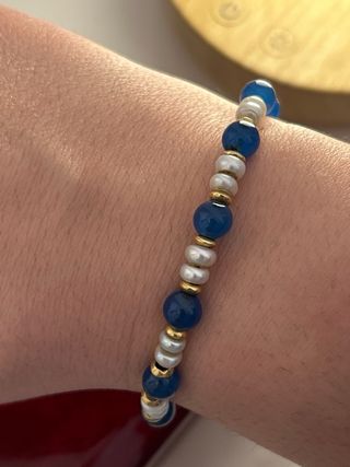 Pulsera de perlas y oro