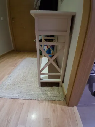 Entradita consola con espejo