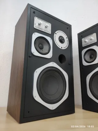 Altavoces MARANTZ