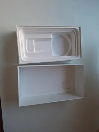 Caja iPhone 11 Blanca