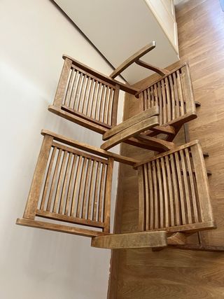 Mesa de teca octogonal plegable con dos sillas