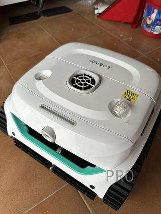 Robot piscina limpiafondos WYBOT C2
