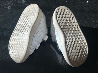 Adidas Scarpe Bambino Taglia 22