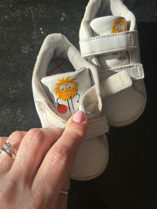 Adidas Scarpe Bambino Taglia 22
