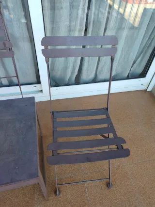 Mesa y 2 Sillas Metálicas Marrón/Gris